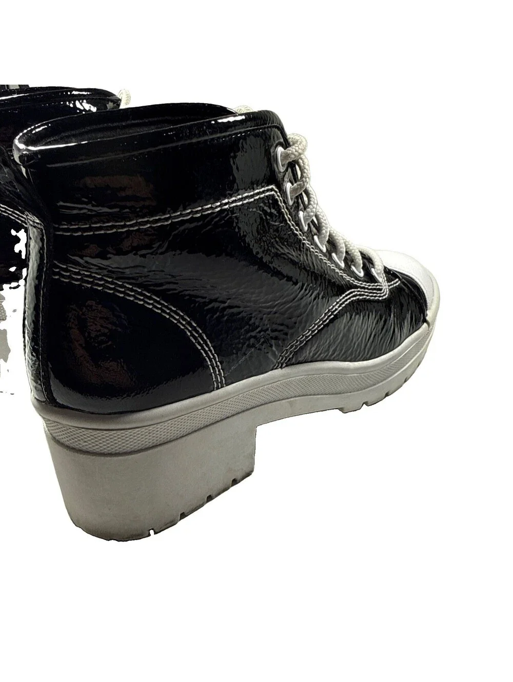 Womens Black Ankle Boots Size 8M Patent Leather Lace up Pre Owned